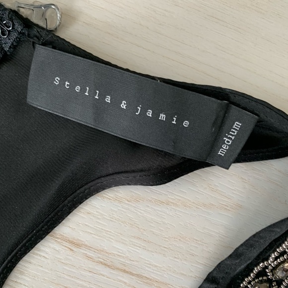 Embellished straps race back romper - Picture 7 of 12